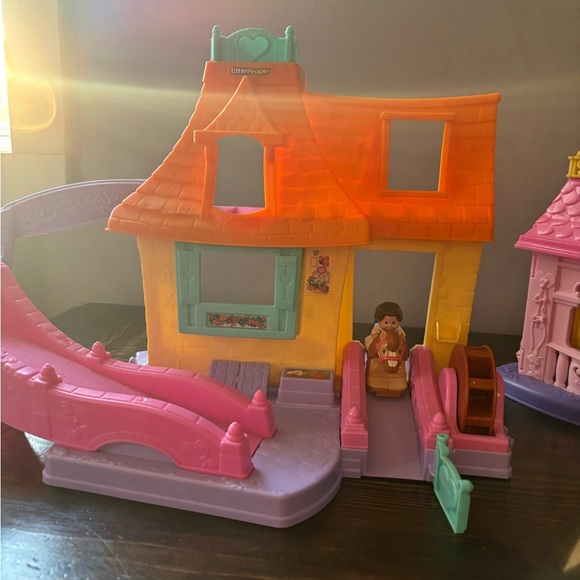 Belle's Klip Klop Cottage - Picture 3 of 3